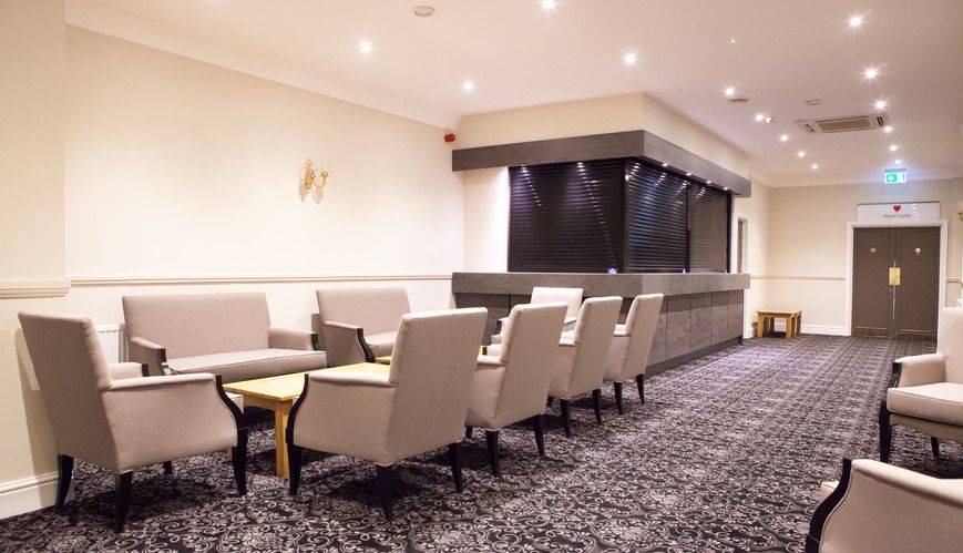 Holiday Inn Corby Front