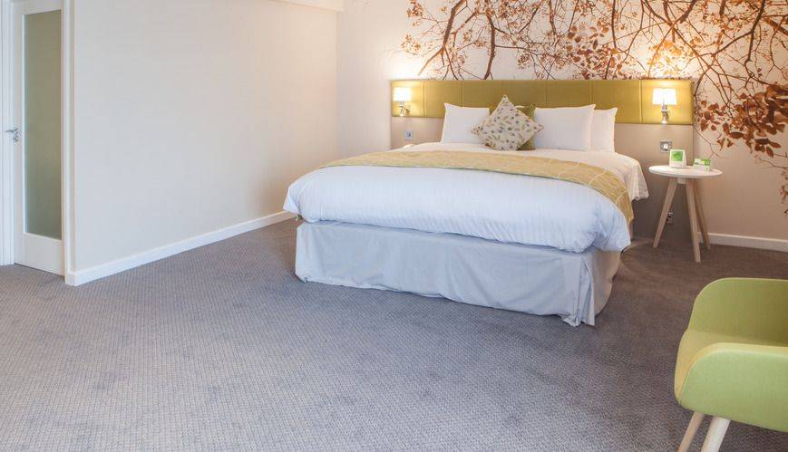 Holiday Inn Corby Suite