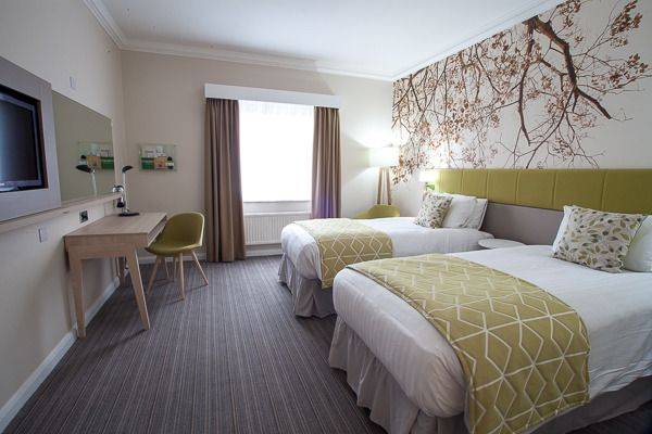 Holiday Inn Corby Pillows